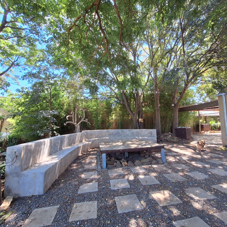 5 Bedroom Property for Sale in Frankfort Free State